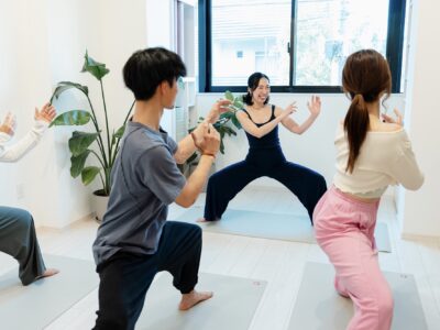 代々木上原 ヨガスタジオ スタジオゴッドのコラム『なぜ「疲れにくい」の？物理の視点で紐解くオダカヨガの秘密』